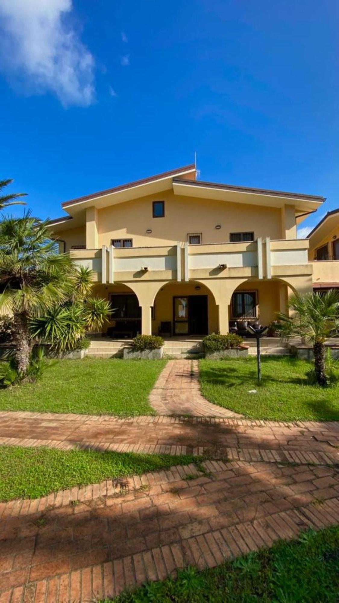 San Michele Apartments&Rooms Катандзаро Екстериор снимка