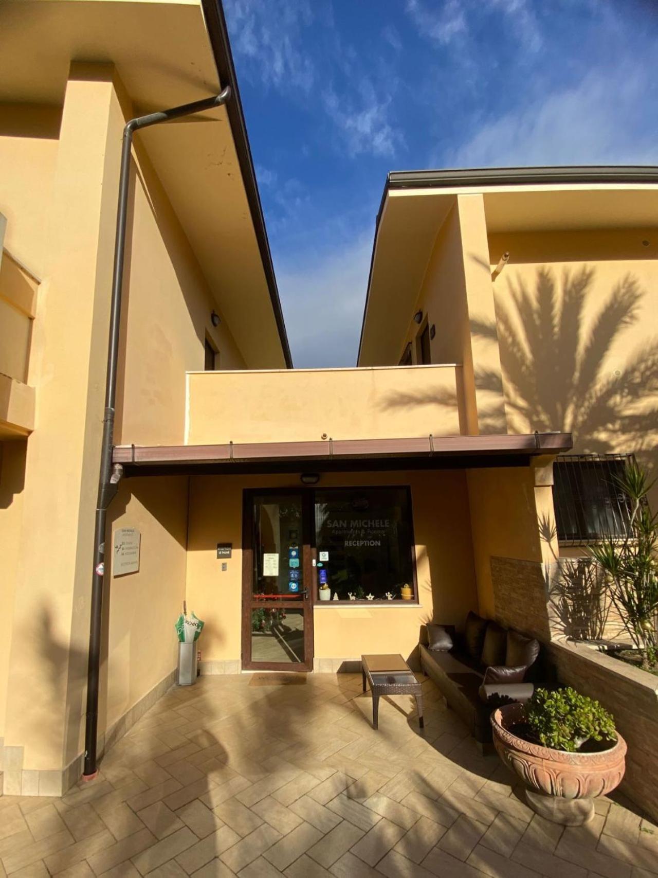San Michele Apartments&Rooms Катандзаро Екстериор снимка