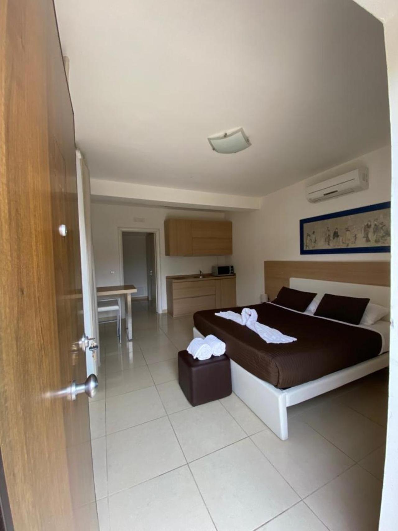 San Michele Apartments&Rooms Катандзаро Екстериор снимка