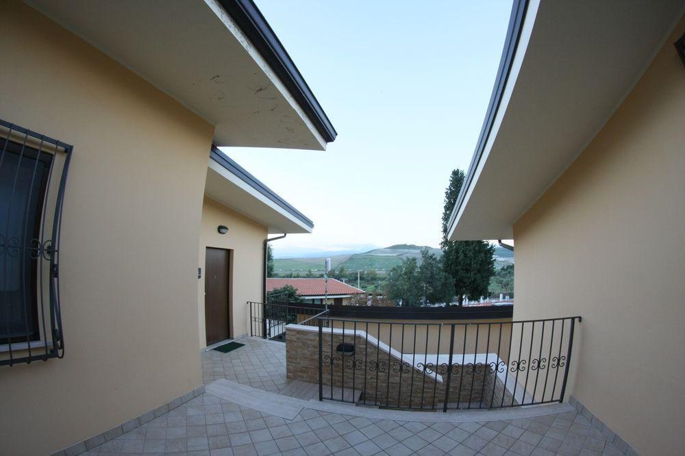 San Michele Apartments&Rooms Катандзаро Екстериор снимка
